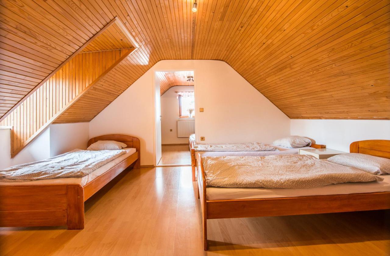 Malovany Dvorecek Dolní Dunajovice Dış mekan fotoğraf